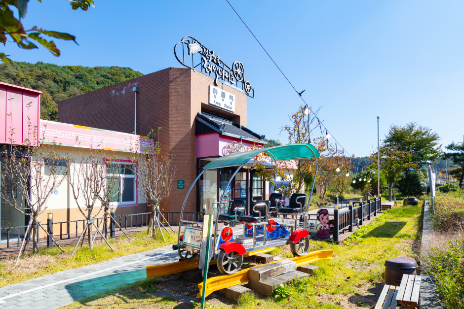 Jeonju Hanok Railbike (전주한옥레일바이크)