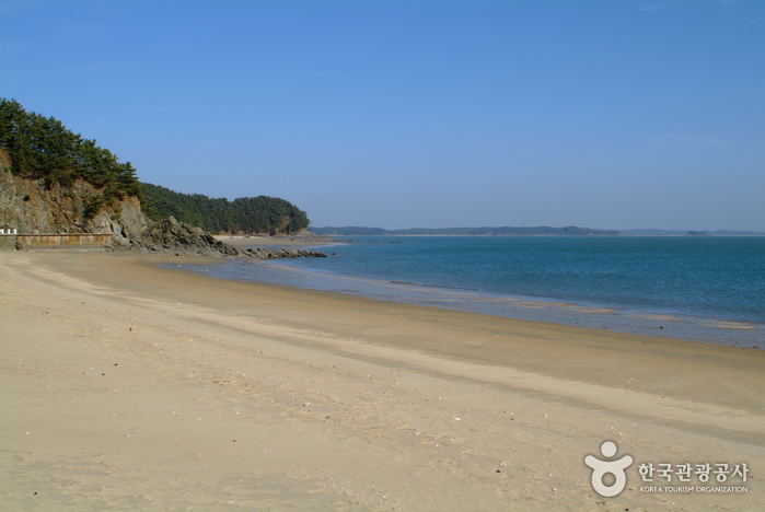 Yeonpo Beach (연포해수욕장)