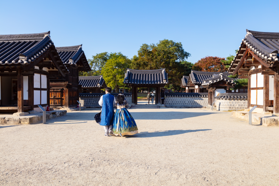 Gyeonggijeon Shrine (경기전)