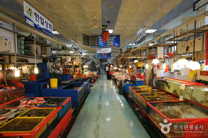 Пусанский рыбный рынок Чагальчхи (부산 자갈치시장)8