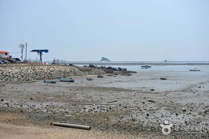 Geojampo Beach (거잠포해변)