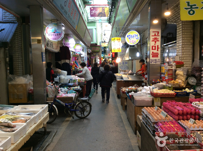 Gwangmyeong Traditional Market (광명전통시장)