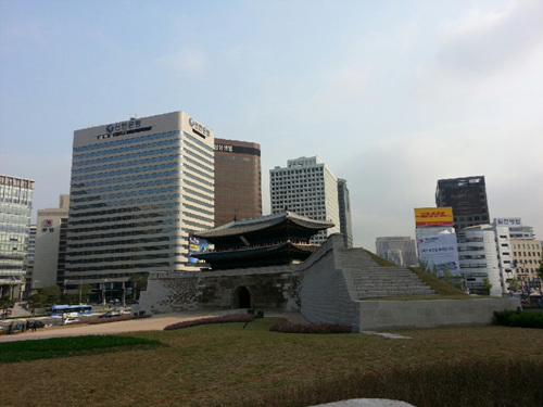 Porte de Sungnyemun (Namdaemun) (숭례문)