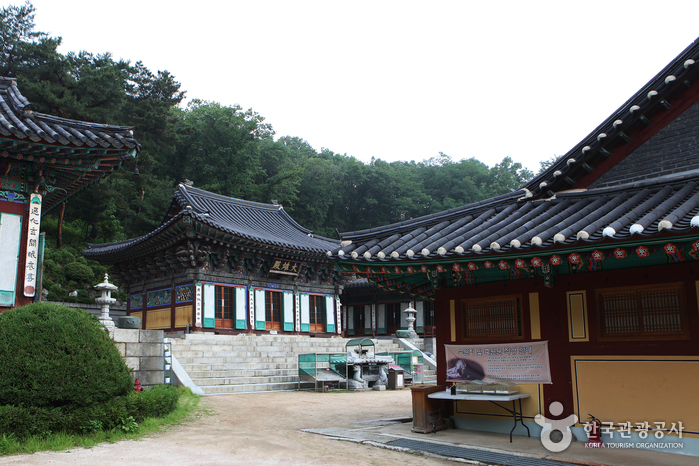 Seoul Hwagyesa Temple (화계사(서울))
