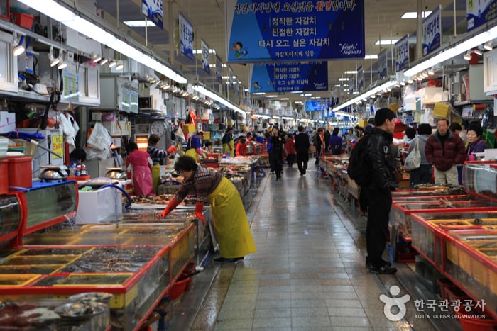 Пусанский рыбный рынок Чагальчхи (부산 자갈치시장)3 Miniatura