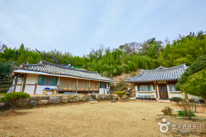 Suncheonbay house of sea castle [Korea Quality] / 순천만해룡성고택 [한국관광 품질인증]