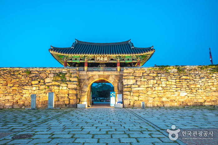 Крепость Хэмиыпсон в городе Сосан (서산 해미읍성)11