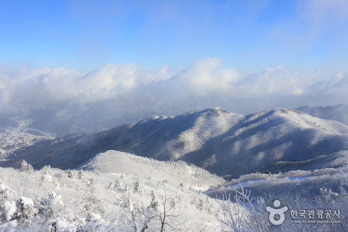 Nationalpark Deogyusan (덕유산국립공원(본소,적상분소))