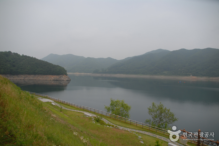 Barrage Daecheong Dam (대청댐)