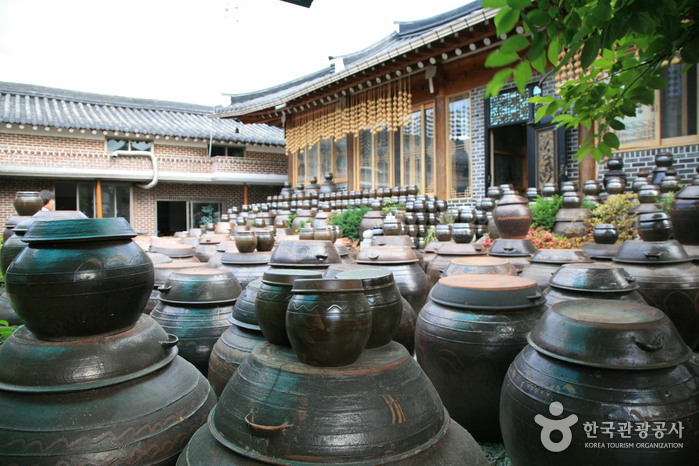 Sunchang Gochujang Village (순창고추장마을)
