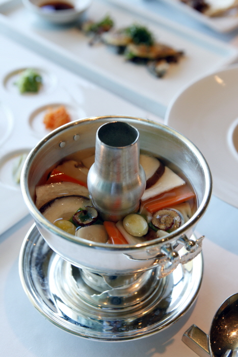 Mugunghwa (Lotte Hotel Busan) (무궁화(롯데호텔부산))