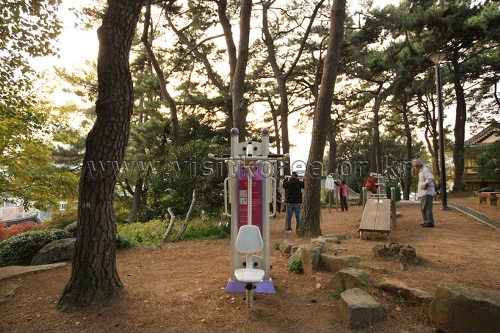 Suyeong Sajeok Park (수영사적공원)