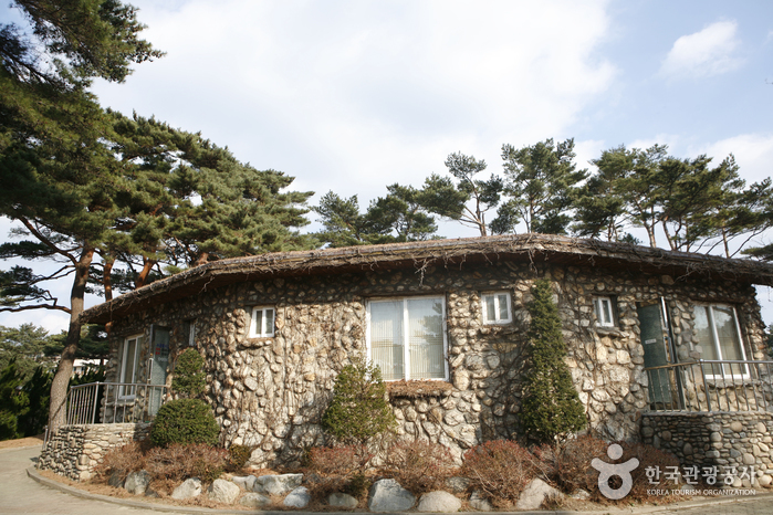 Residencia de Lee Gibung (이기붕별장) Miniatura