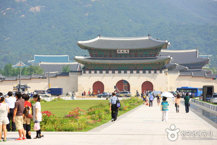 Puerta Gwanghwamun (광화문)5