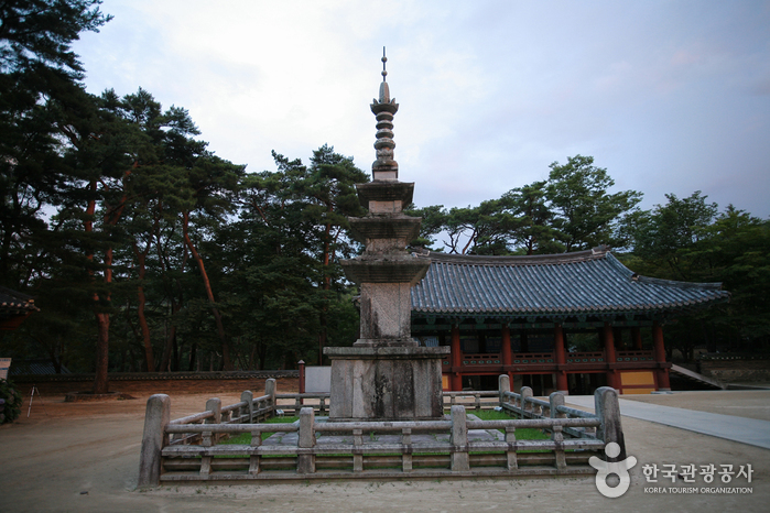 Jikjisa Temple (직지사)