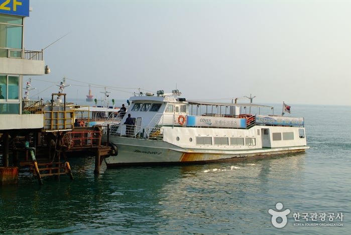 Haeundae Cruise Boat (부산 해운대 관광 유람선(오륙도))