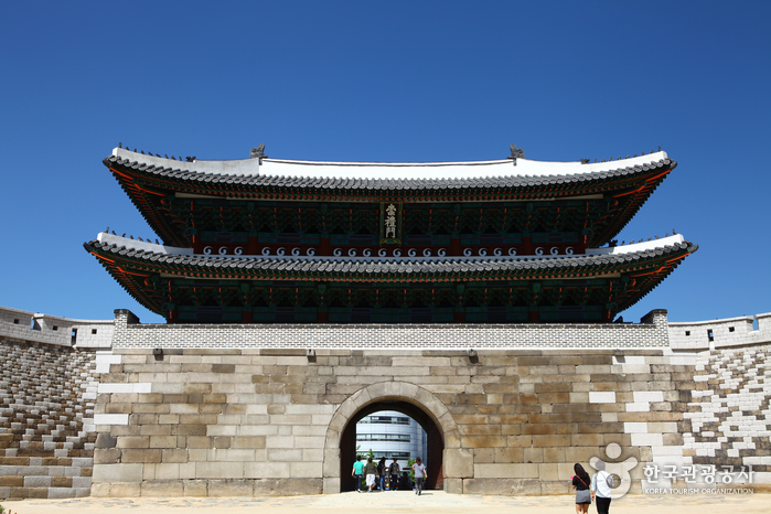 Ворота Суннемун (숭례문)3