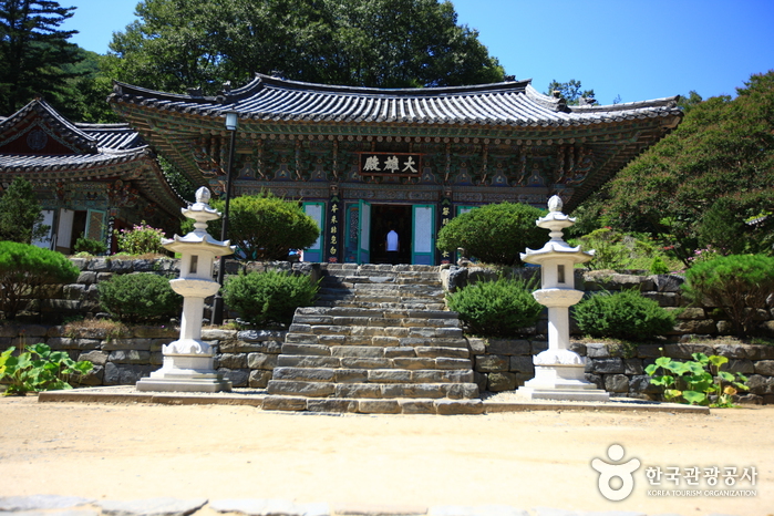 Sancheong Daewonsa Temple (대원사(산청))