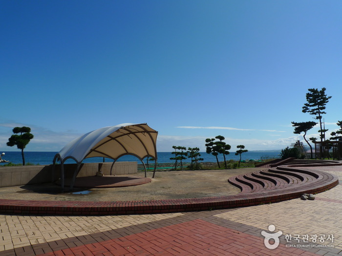 Sokch Seorak Sunrise Park (속초 설악해맞이공원)