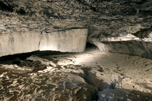 Höhle Bengdwigul [UN...