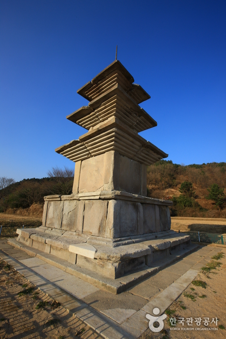 Gameunsaji Temple Site (경주 감은사지)