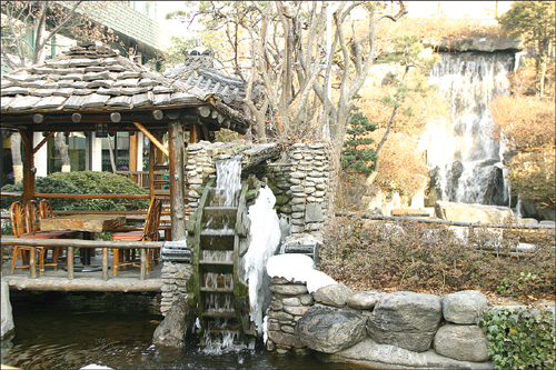 Samwon Garden - Main Branch (삼원가든 본점)
