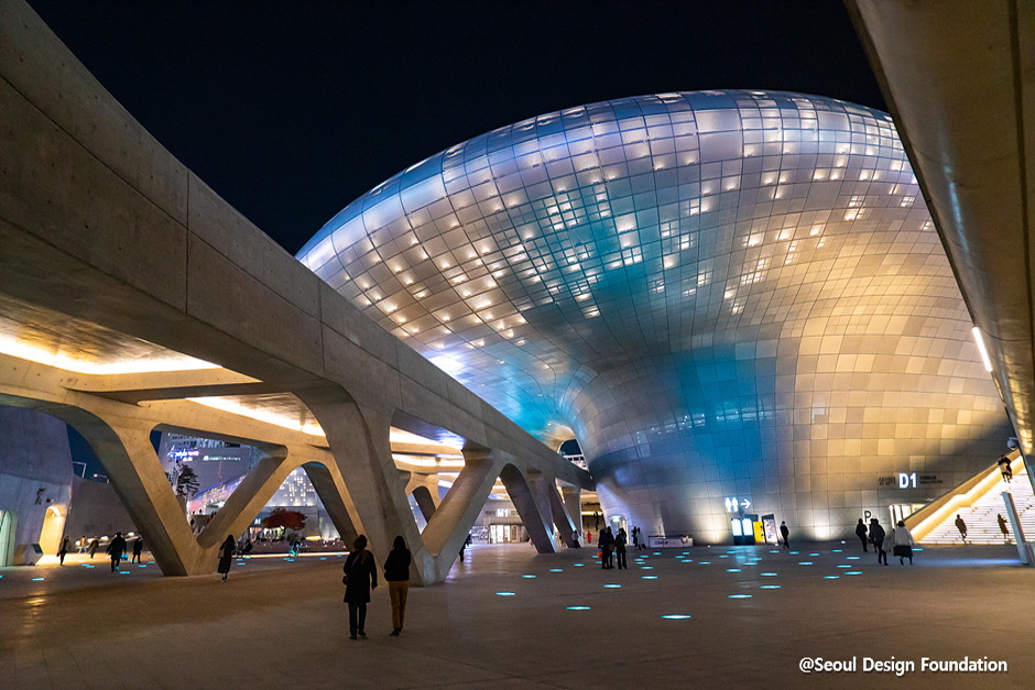 Dongdaemun Design Plaza Photo credit: visitkorea.or.kr