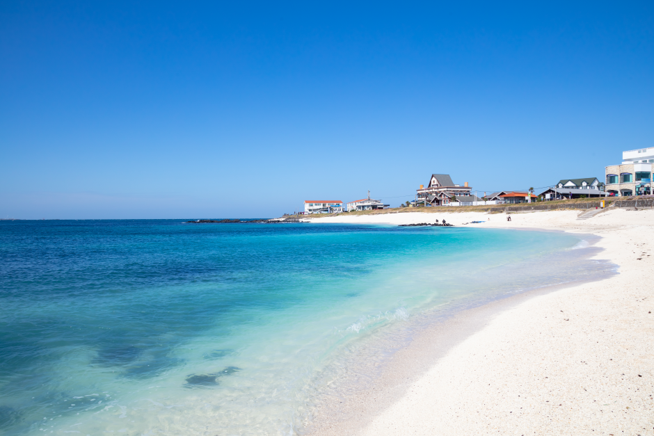 Udo Sanho Beach (Seobinbaeksa) (우도 산호해변 (서빈백사))