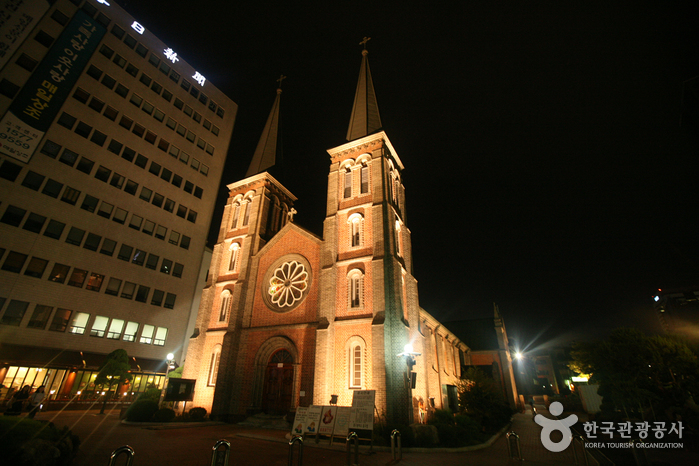 Daegu Gyesan Catholic Church (대구 계산동성당)