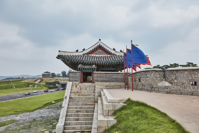 Puerta Changnyongmun (창룡문)5 Miniatura