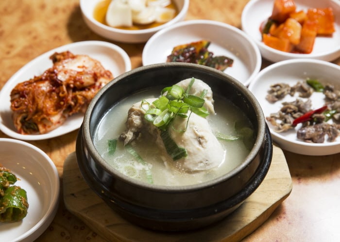 Daegaya Samgyetang (대가야삼계탕)