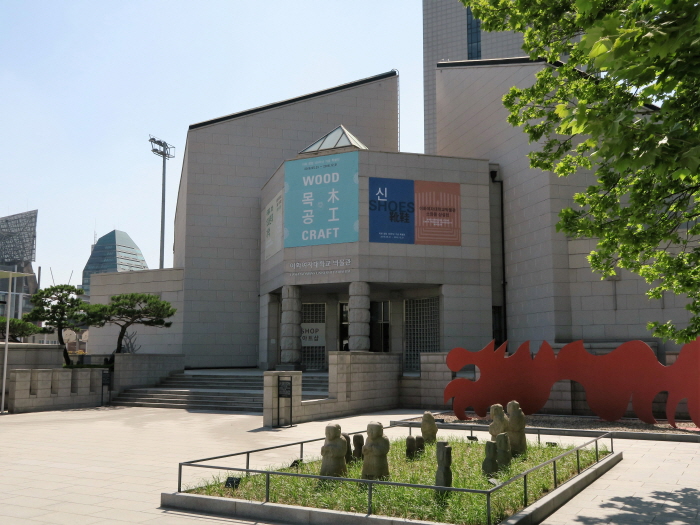 韩国旅游发展局 旅游景点梨花女子大学博物馆 Br 이화여자대학교박물관 韩国旅游官方网站