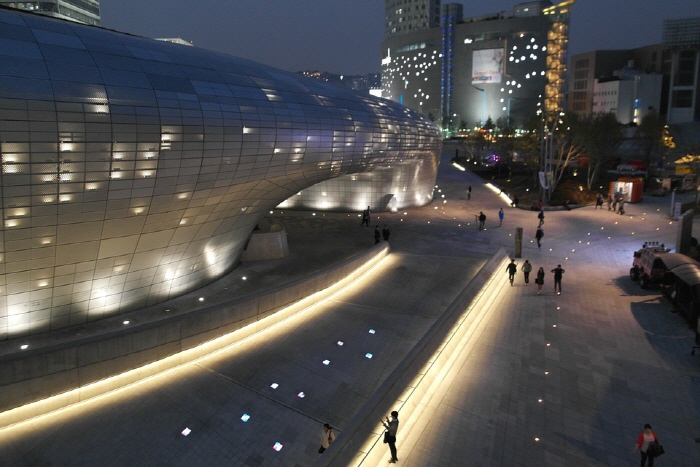 Dongdaemun Design Plaza (DDP) (동대문디자인플라자(DDP))19 Miniatura