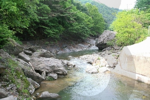 Bigeumgyegok Valley (비금계곡)