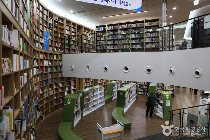 Сеульская городская библиотека (서울도서관)21