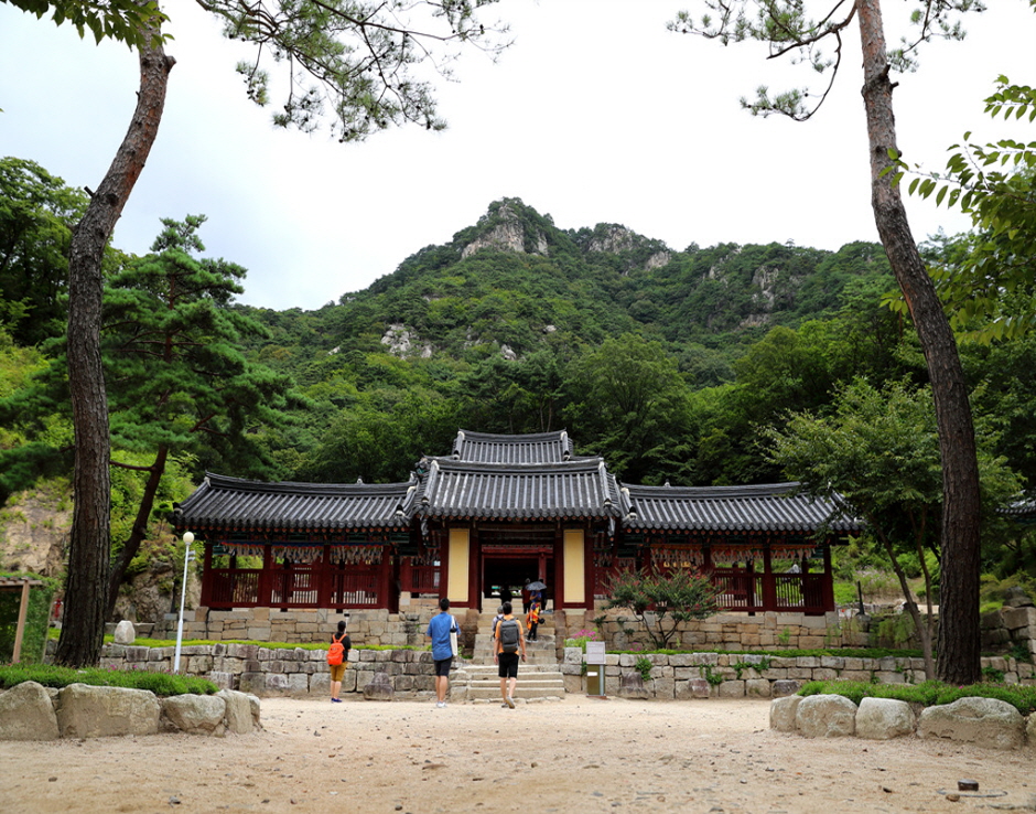 Temple Cheongpyeongsa (청평사)
