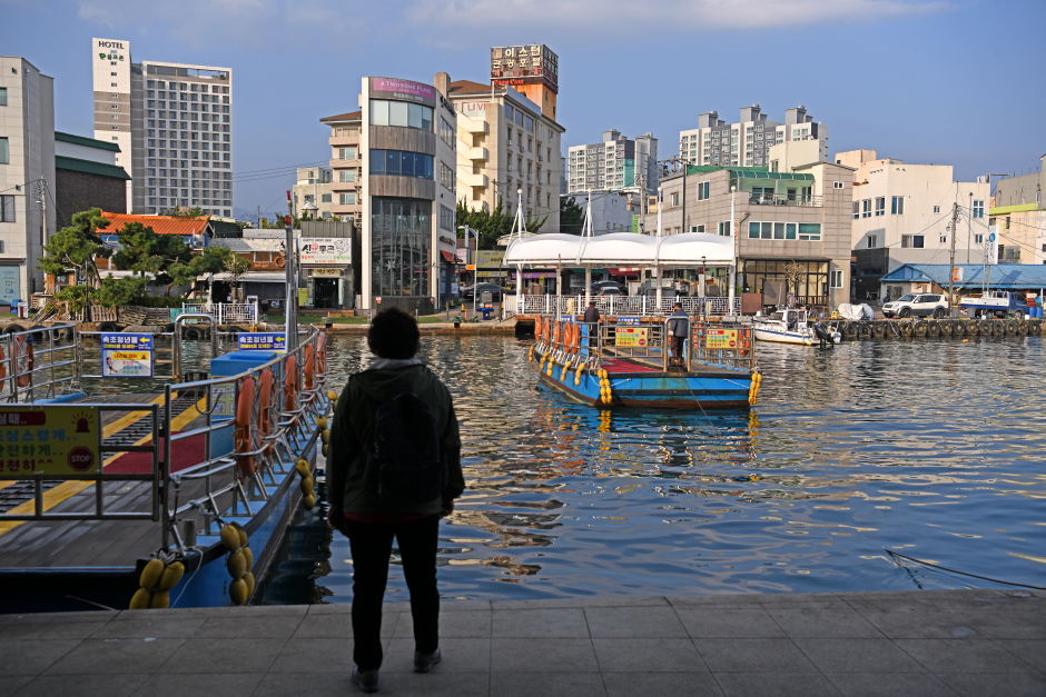 Abai Village Ferry (아바이마을 갯배)