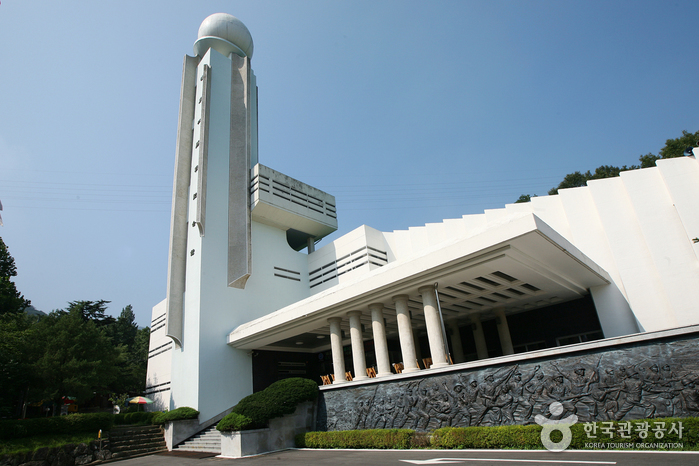 Nakdong River Victory Memorial Hall (낙동강승전기념관)