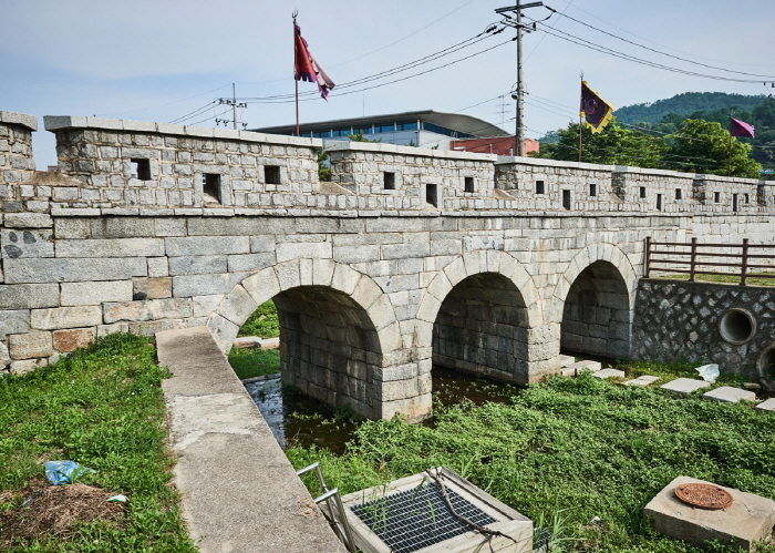 Ganghwa Seoksumun Gate (강화 석수문)
