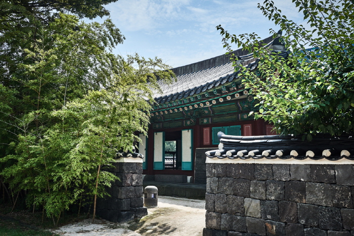 Jeju-mok Government Office (제주목관아)
