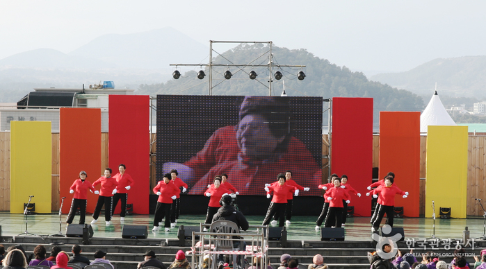 Seongsan Sunrise Festival (제주성산일출축제)