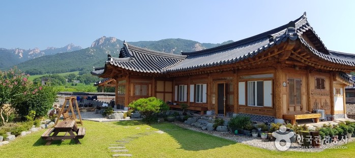 Byeolbaragi House [Korea Quality] / 별바라기집 [한국관광 품질인증]
