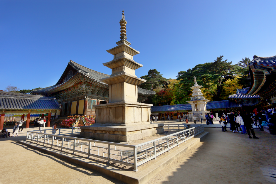 Destinations By Region Visitkorea Destinations By Region Gyeongju Bulguksa Temple Unesco 0827