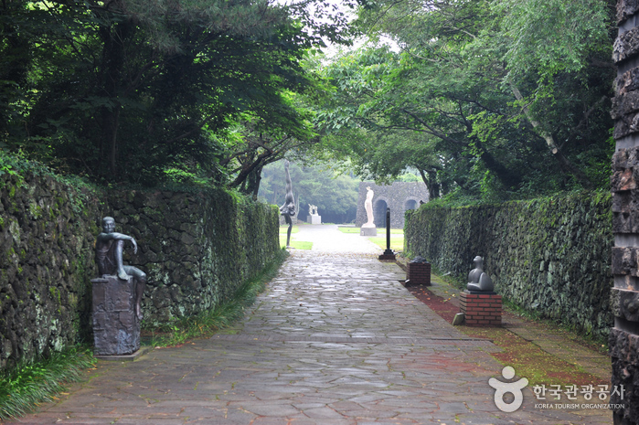 Jeju Art Park (Forest Fantasia) (제주조각공원(포레스트 판타지아))