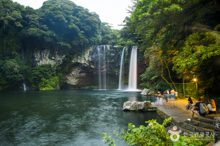 Cheonjiyeonpokpo Falls [UNESCO Global Geopark] (천지연폭포 (제주도 국가지질공원))
