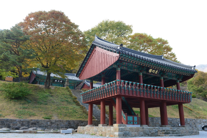 Yeongju Birosa Temple (비로사 (영주))