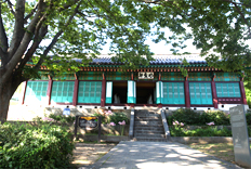 Myeongwiheon (built in the Joseon era) on Goryeo Palace Site