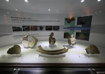 Ulsan Petroglyph Museum02