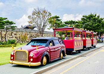 Photo: Hwaseong Forest Tourist Trolley (Credit: Suwon-si)