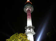 A must-see landmark of Seoul, N Seoul Tower on Namsan Mountain